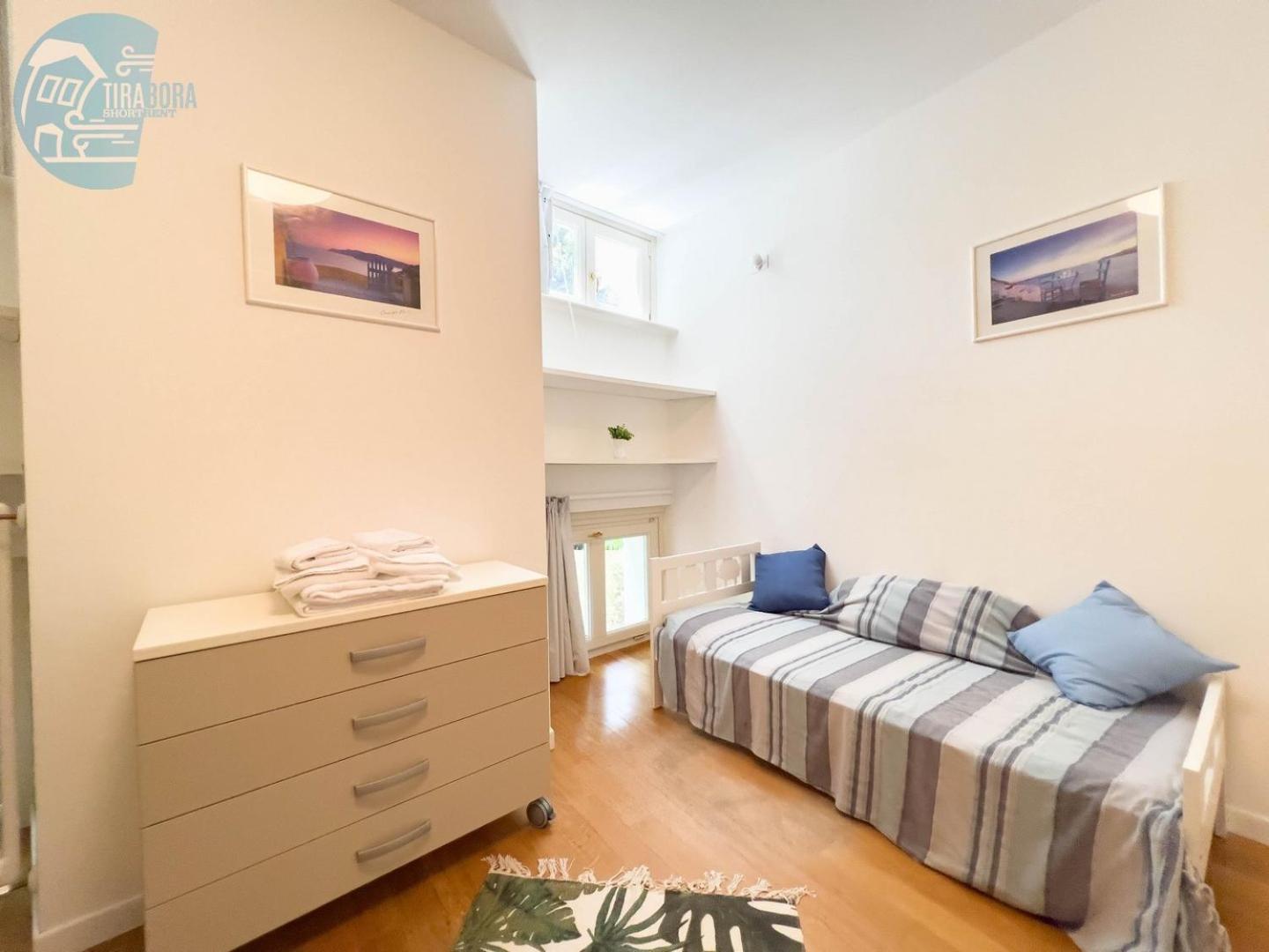 Appartamento Cattedrale 5 Tirabora Short Rent Trieste Esterno foto