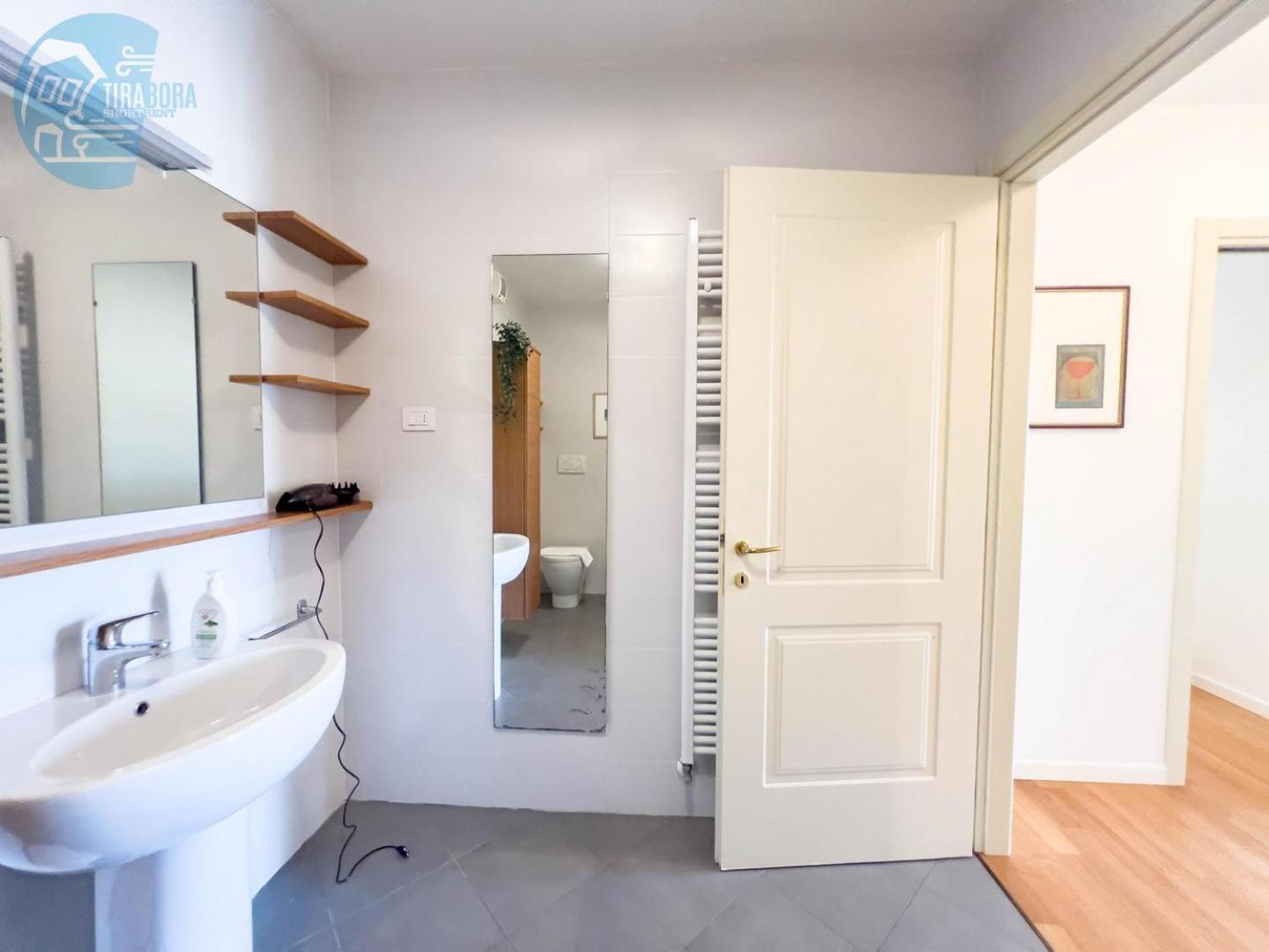 Appartamento Cattedrale 5 Tirabora Short Rent Trieste Esterno foto
